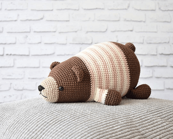 Lying Bear Crochet Pattern by Amigurum