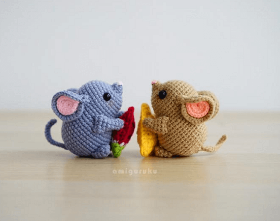 Mochi, The Mouse Amigurumi Pattern by Amiguruku