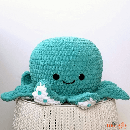 Octopus Squish Crochet Pattern by Moogly