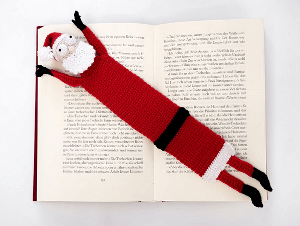 Santa Bookmark Crochet Pattern by Supergurumi Shop