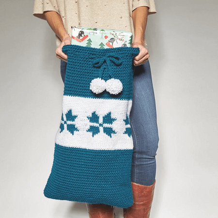 Snowflake Present Sack Crochet Pattern by Dabbles And Babbles
