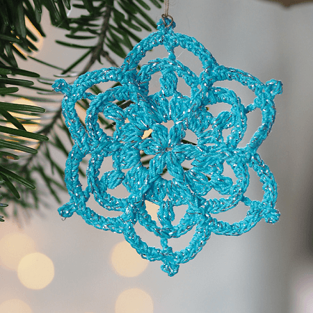 Winter Flower Snowflake Crochet Pattern by Renata Saj