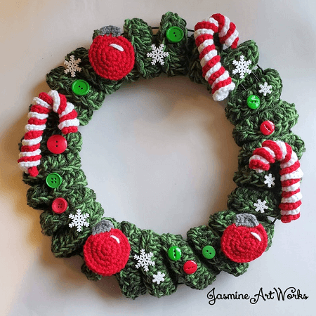 Christmas Wreath Crochet Pattern by Jasmine Art Works