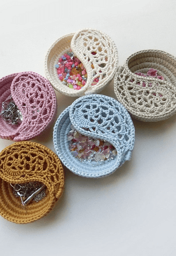 Crochet Jewelry Basket Pattern by Goolgool