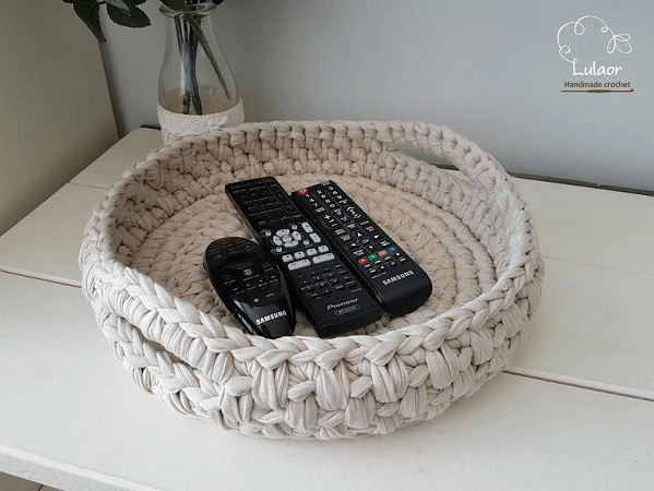 Crochet Round Basket Pattern by Lulaor
