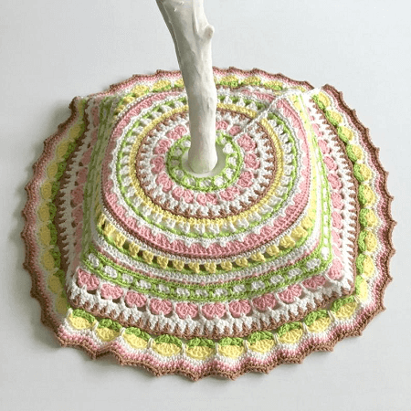 Free Crochet Mandala Tree Skirt Pattern by Little Conkers