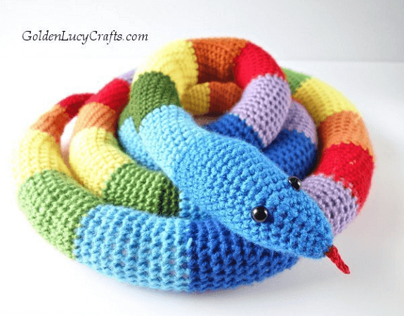 Crochet Rainbow Snake Free Pattern by Golden Lucy Crafts