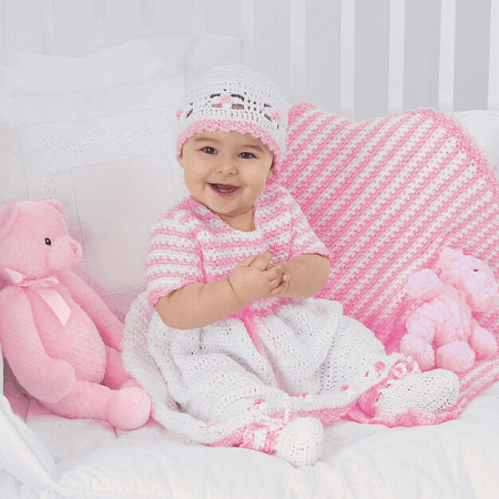 Sweet Baby Outfit Crochet Pattern by Yarnspirations