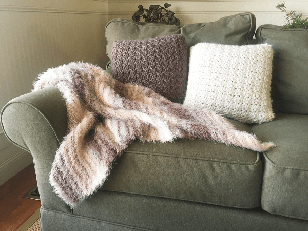 Toasted Marshmallow Throw Crochet Pattern by Em's Fiber Arts