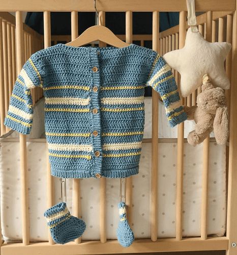 Boutchou Crochet Baby Sweater Pattern by Knitting With Chopsticks