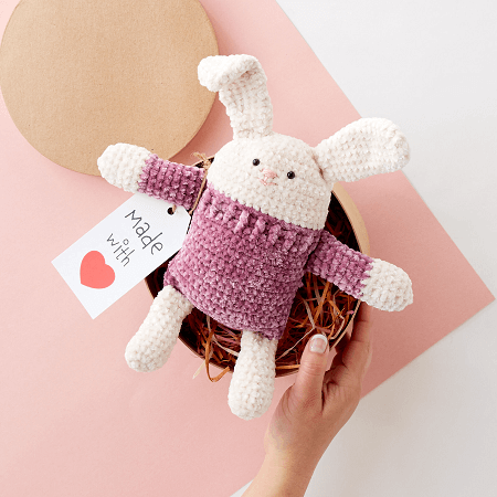 Crochet Square Bunny Pattern by Yarnspirations