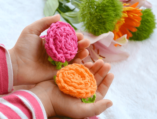 Little Crochet Deco Roses Pattern by Mama In A Stitch