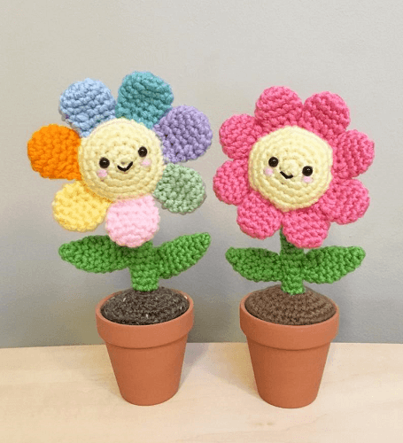 Amigurumi Potted Crochet Flower Pattern by Autumn Leaflet