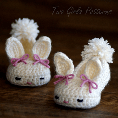 Round Bunny House Slippers Crochet Pattern by Two Girls Patterns