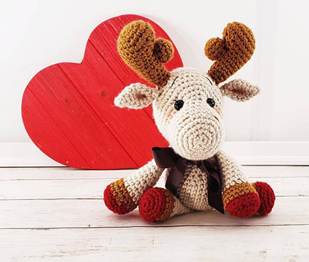 Mini Crochet Moose Pattern By Sweet Oddity Art