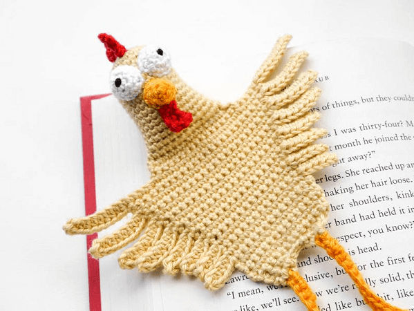 Chicken Bookmark Crochet Pattern by Supergurumi Shop