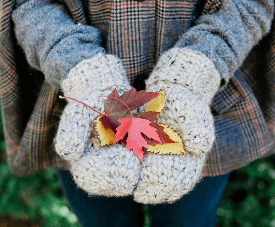 Chunky Crochet Mittens Pattern by Make And Do Crew