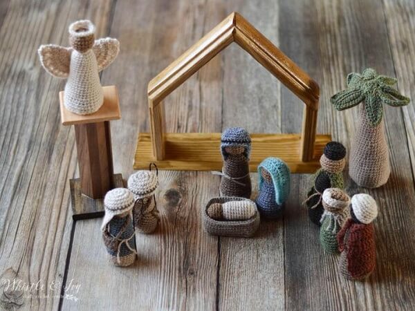 Crochet Nativity Set Pattern by Whistle And Ivy