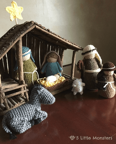 Crocheted Nativity Set Pattern by 5 Little Monsters