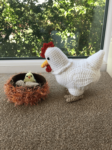 Laying Hen With Chick Crochet Pattern by Lau Loves Crochet
