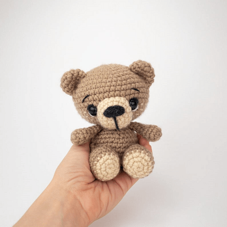 Benjie, The Bear Crochet Pattern by Theresa's Crochet Shop