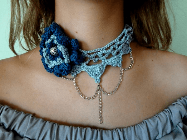 Crochet Choker Pattern by Maya Kuzman