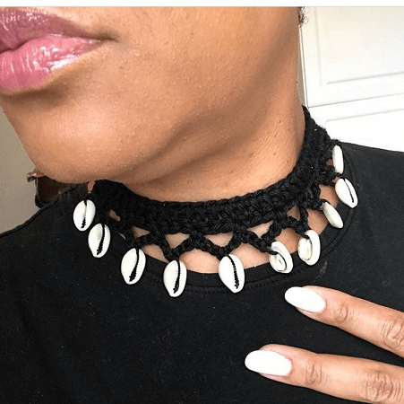 Crochet Cowrie Choker Pattern by Parlez V Crochet