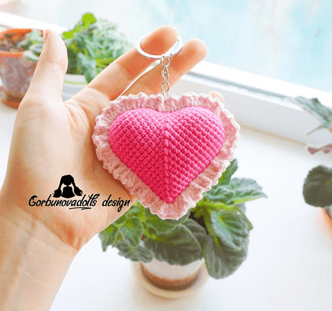 Heart Keychain for Valentine's Day Crochet Pattern by Gorbunova Dolls