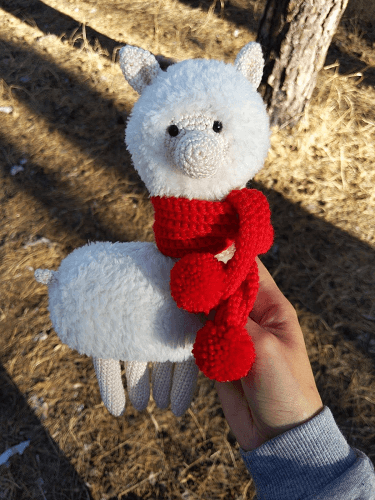 Crochet Llama Alpaca Free Pattern by Knitted Story Bears