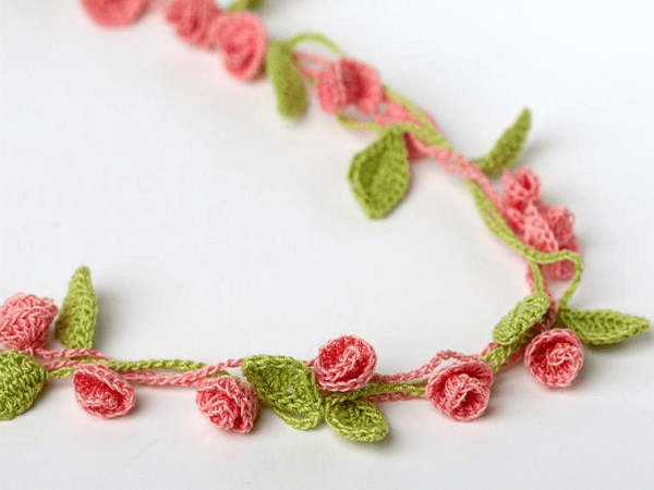 Crochet Rose Garden Necklace Pattern by Sweet Crocheterie