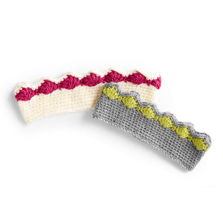 Royalty Play Crochet Crown Pattern by Yarnspirations