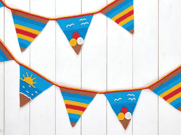 Free Beach Bunting Crochet Pattern by Gathered