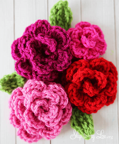 Free Easy Rose Crochet Pattern by Skip To My Lou