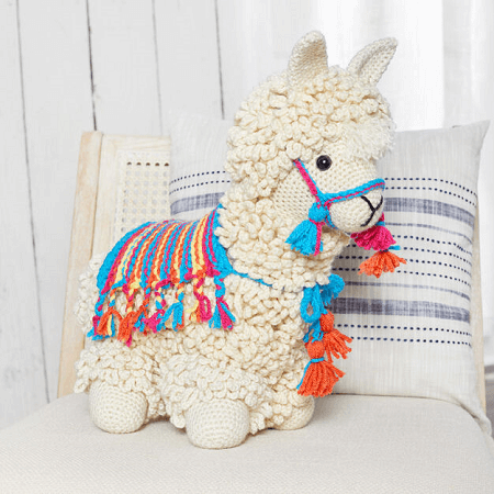 Free Llama Crochet Pattern by Red Heart