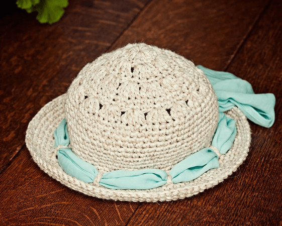 Linen Sun Hat Crochet Pattern by Mon Petit Violon