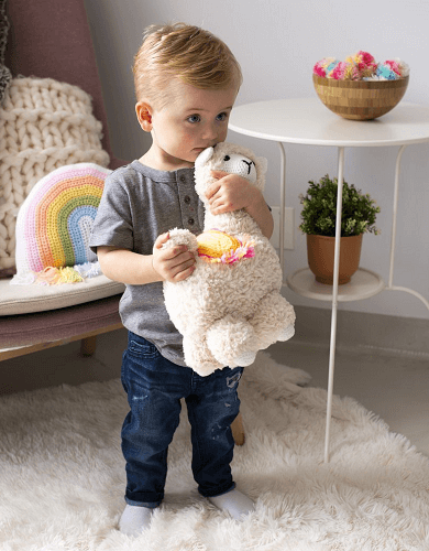 Lola Llama Crochet Pattern by Lion Brand