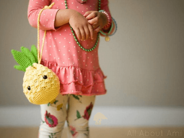 Pineapple Purse Crochet Pattern by All About Ami