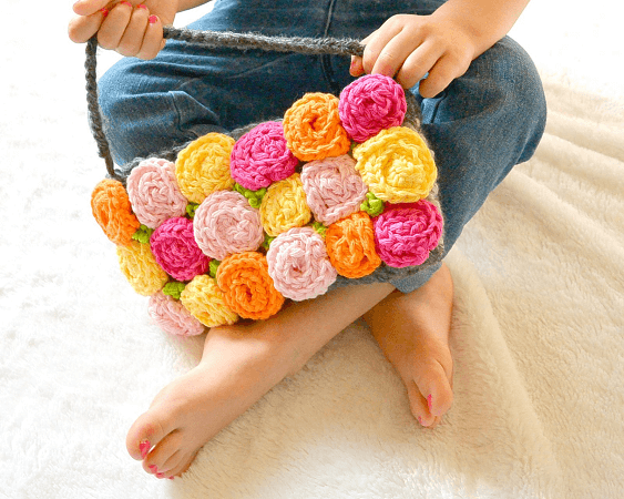  Roses Crochet Purse Pattern by Mama In A Stitch