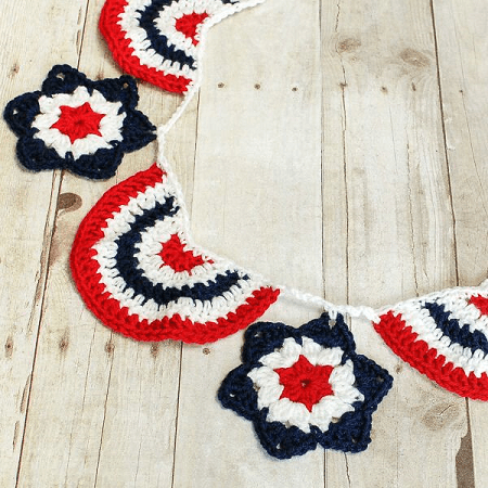 Star Spangled Banner Crochet Bunting Pattern by Petals To Pivots