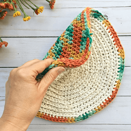 Circle Crochet Hot Pad Pattern by CAAB Crochet