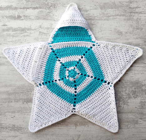 Crochet Baby Star Blanket Pattern by My Accessory Box