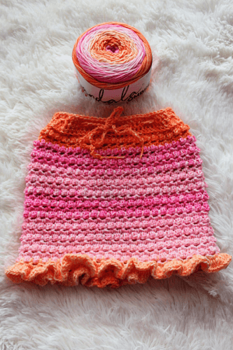 Little Textures Baby Skirt Crochet Pattern by Two Brothers Blankets