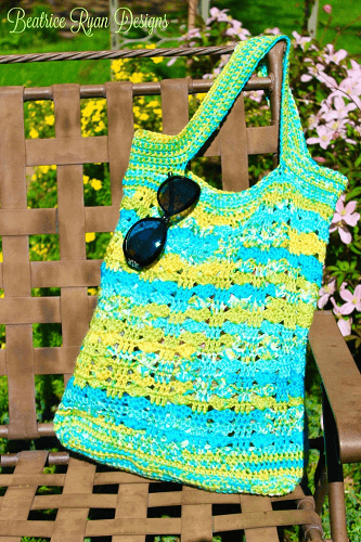 Northwest Beaches Tote Bag Crochet Pattern by Beatrice Ryan Designs