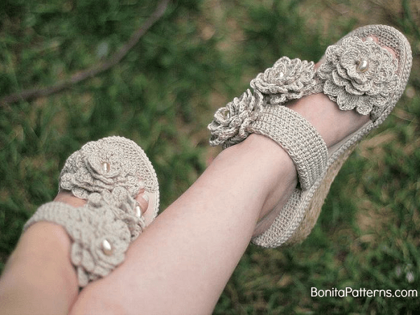 Sand Flower Sandals Crochet Pattern by Bonita Patterns