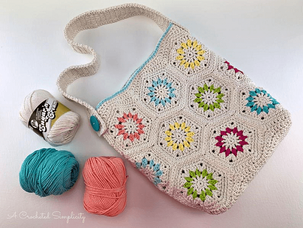 Summer Retro Tote Bag Crochet Pattern by A Crocheted Simplicity