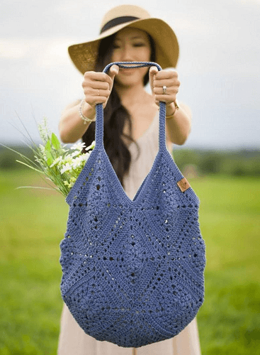 Wildrose Market Bag Crochet Pattern by All About Ami