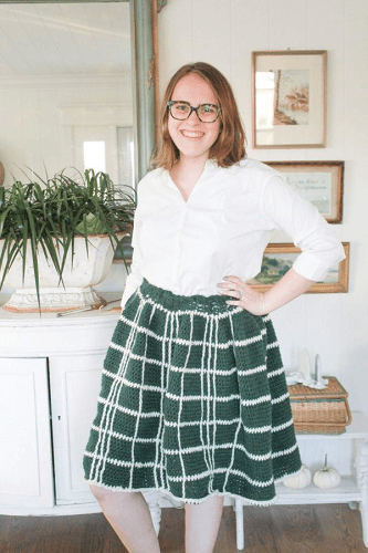 Your Everyday Plaid Skirt Crochet Pattern by EClaire Makery