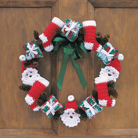 Crochet Merry Christmas Wreath Pattern by Yarnspirations