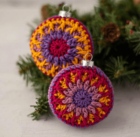 Crochet Vintage Vibe Ornament Pattern by Crochet 365 Knit Too