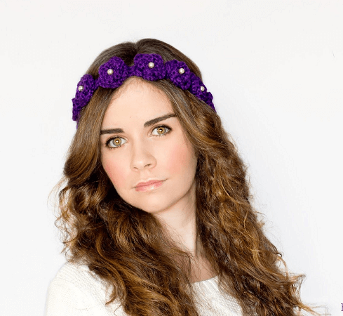 Daisy Flower Crown Crochet Pattern by Hopeful Honey